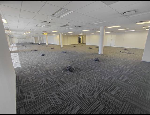 5,870M² OFFICE FOR SALE IN GRAND CENTRAL